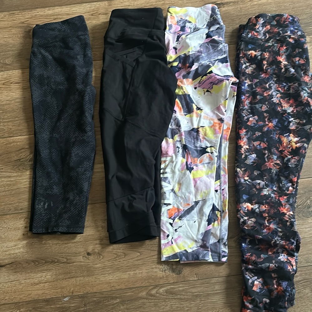 Athletic leggings lot